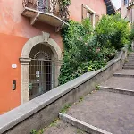 Διαμέρισμα Ponte Pietra No 5 Sulla Romantica Scalinata *