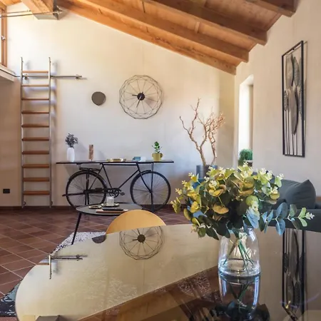 アパート Ponte Pietra No 5 Sulla Romantica Scalinata *