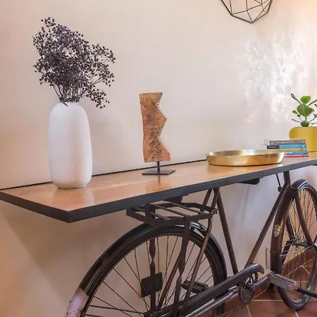 Ponte Pietra No 5 Sulla Romantica Scalinata * Verona