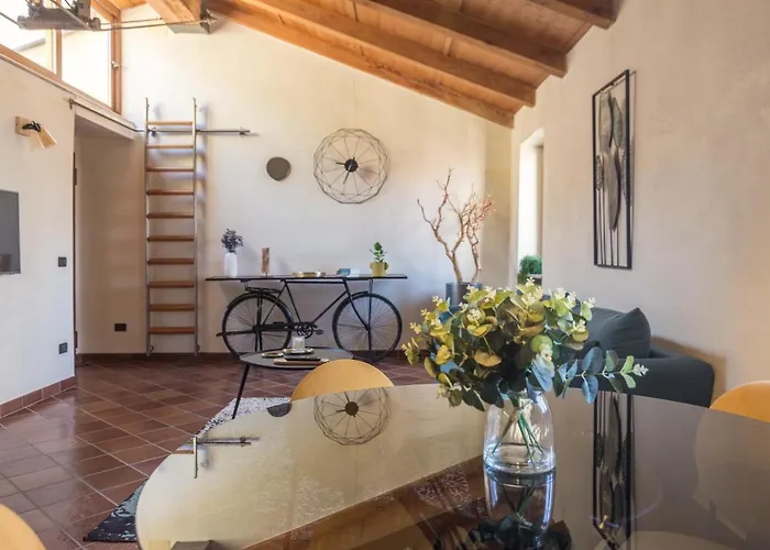 Apartamento Ponte Pietra No 5 Sulla Romantica Scalinata *